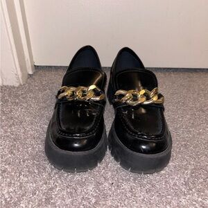 Guess Loafers size 7.5